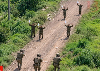 FULL NEWS| FOREIGN FIGHTERS SURRENDER TO UKRAINIAN FORCES! Foreign fighters reportedly surrender in a frontline area as fighting continues across the battlefield.